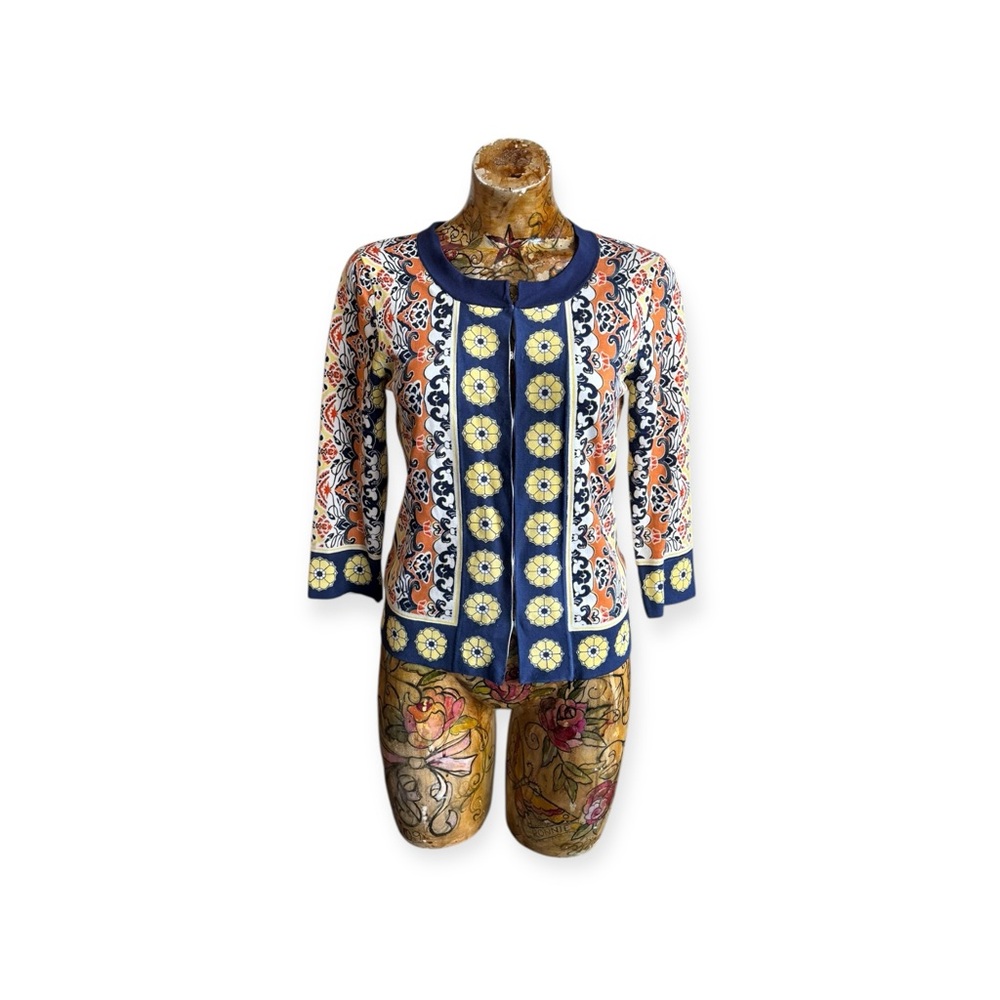 August Silk cardigan sweater medium